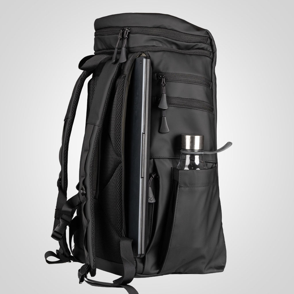 Traveller 33L Backpack